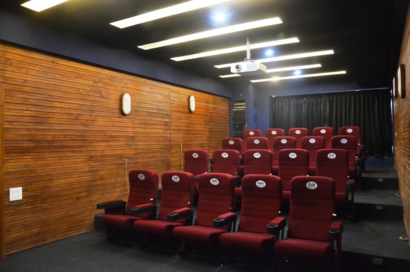 Private Theatre