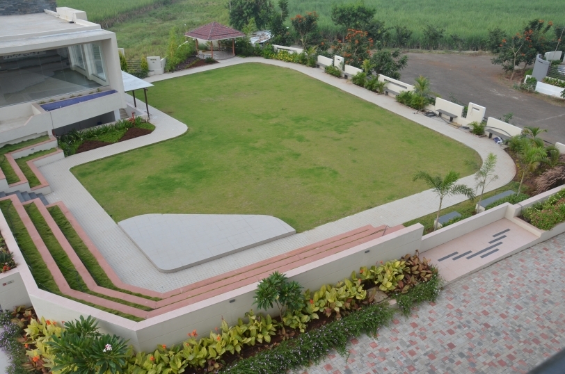 Party Lawn