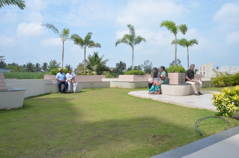 Club house Garden