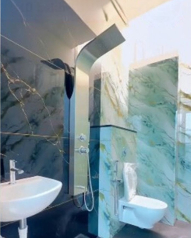 2BHK Row Bunglow Western Washroom 