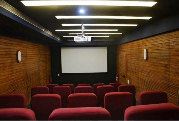 Private Theatre